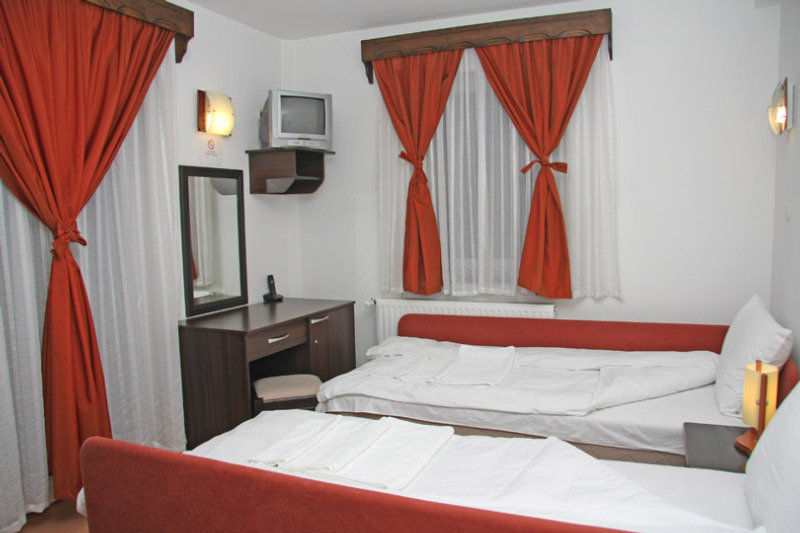 Hotel Manastir เบโรโว ภายนอก รูปภาพ
